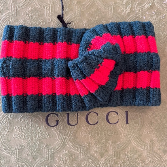 Gucci NWT Bold Red and Black Knit Headband - Picture 4 of 5